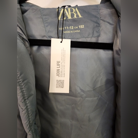 ZARA Puffer Vest - Picture 3 of 3